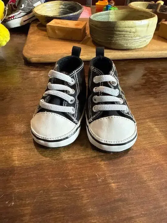 DC Infant Boys Black Justice League High Top Slippers Baby Crib Shoes 3-6M - .co - Picture 2 of 5